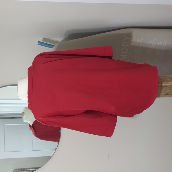 Red vneck blouse - Picture 4 of 10